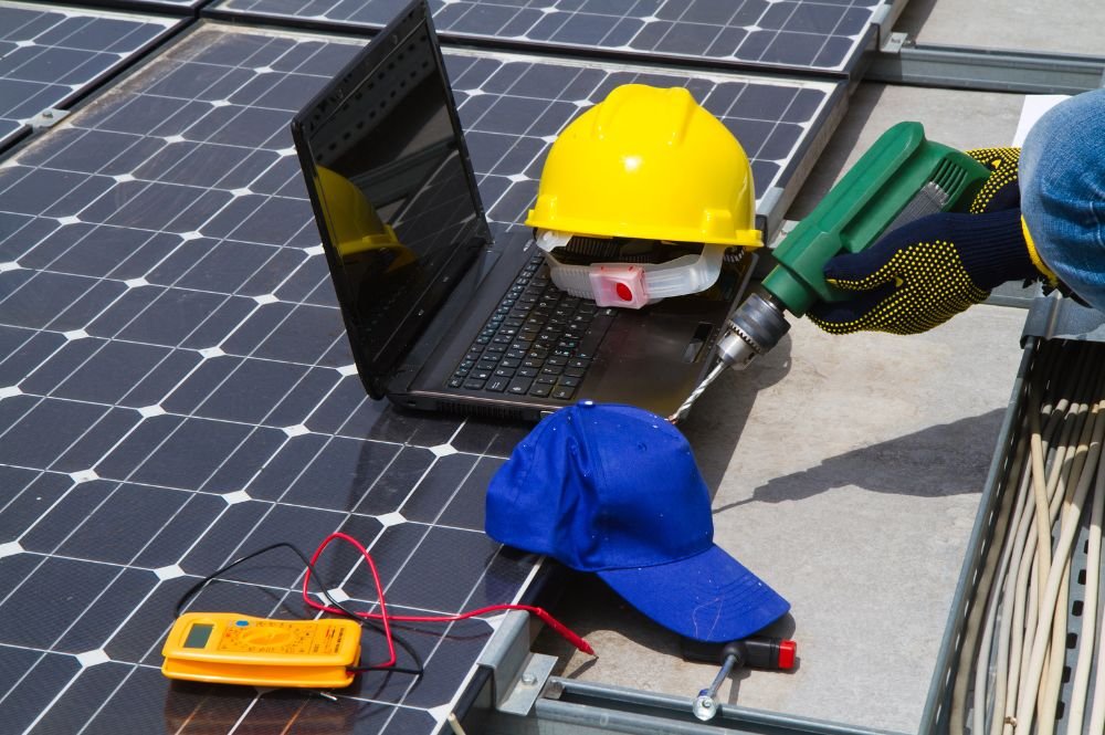 Solar Panel Installation & Maintenance